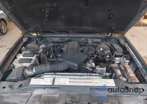 1997 Ford Explorer Eddie Bauer/Limited/Xl/Xlt from USA, damaged, VIN 1FMDU34E0VZC19259